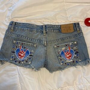 🔥SIZE 2 EMBROIDERED AMERICAN EAGLE SHORTS🔥